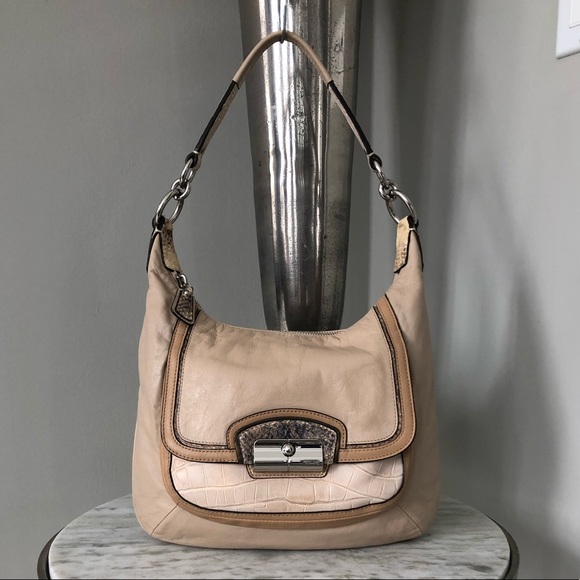COACH KRISTIN SPECTATOR Hobo Tan No. L1126-19310 EUC - Picture 2 of 11